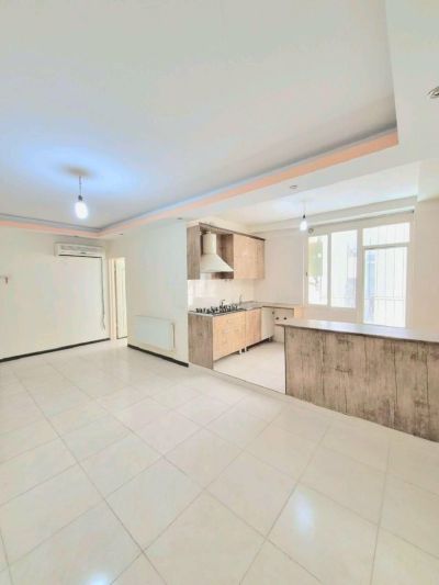 آپارتمان 91 متری دو خوابه در شهرک بنفشه کرج