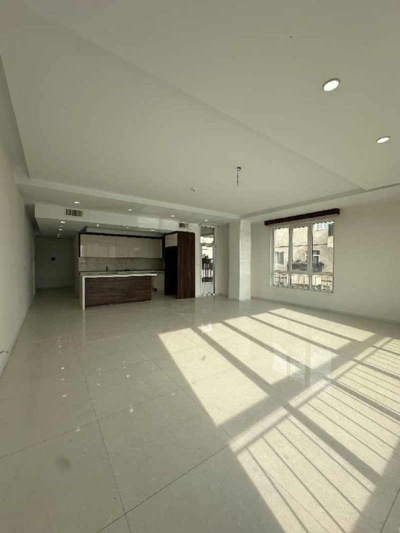 آپارتمان 110 متری دو خوابه در کوی مهر کرج14054031374