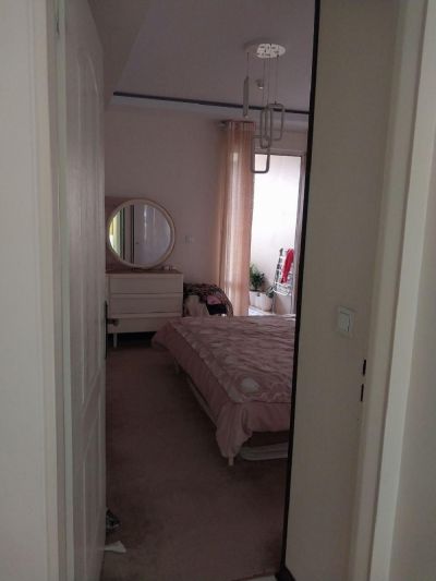 آپارتمان 135 متری سه خوابه در شهرک بنفشه کرج