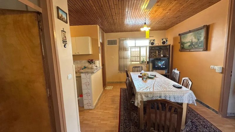 باغ 1000 متری دو خوابه در شهرک زعفرانیه کرج14063531514