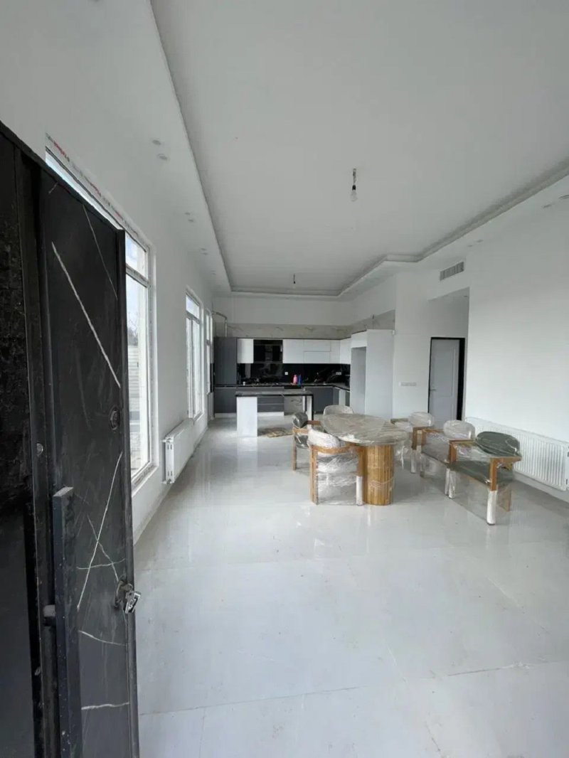 ویلا 250 متری دو خوابه در شهرک زعفرانیه کرج14063031493