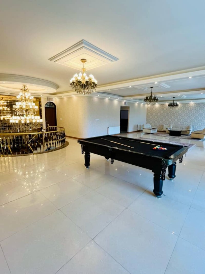 ویلا 900 متری چهارخوابه در سهیلیه کرج14050131310