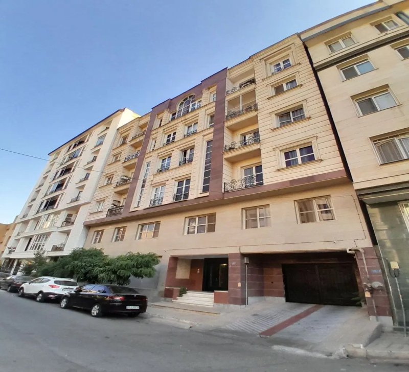 آپارتمان 168 متری سه خوابه در سعادت آباد تهران14051131353