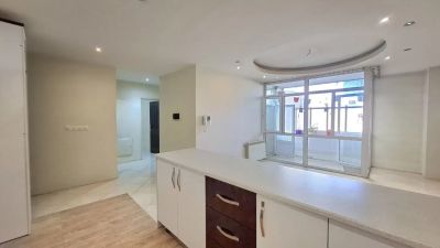 آپارتمان 110 متری دو خوابه در شهرک بنفشه کرج