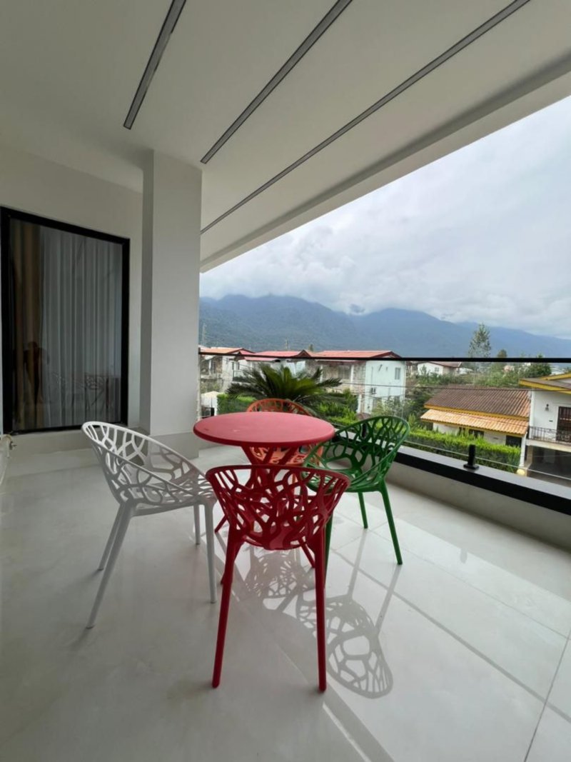 ویلا 307 متری چهارخوابه در نوشهر14050331320