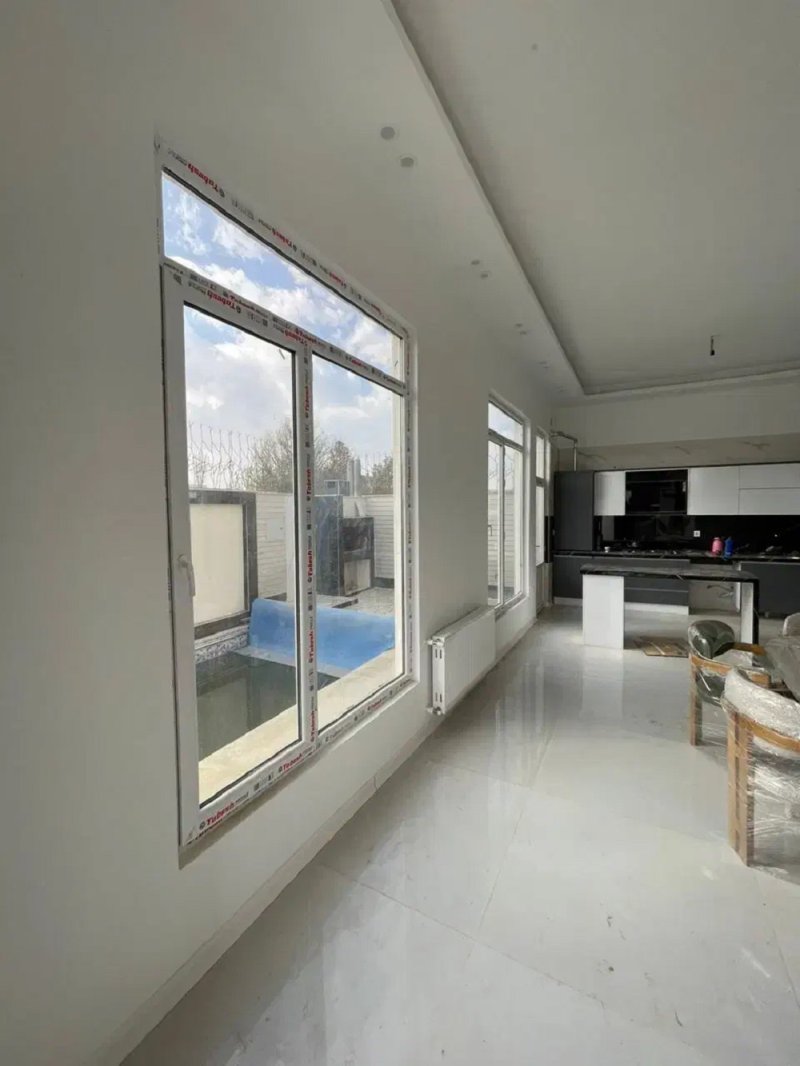 ویلا 250 متری دو خوابه در شهرک زعفرانیه کرج14063031494