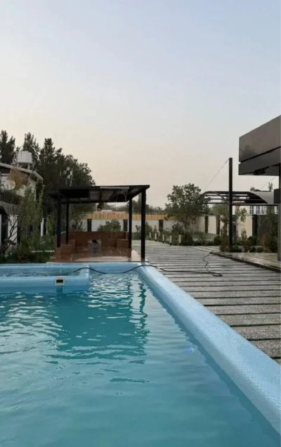 ویلا 1000 متری دو خوابه در شهرک زعفرانیه کرج