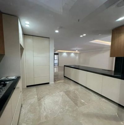 آپارتمان 170 متری سه خوابه در سعادت آباد تهران