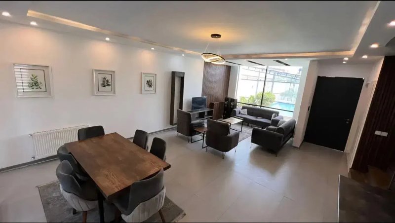 ویلا 400 متری دو خوابه در شهرک زعفرانیه کرج14063331503