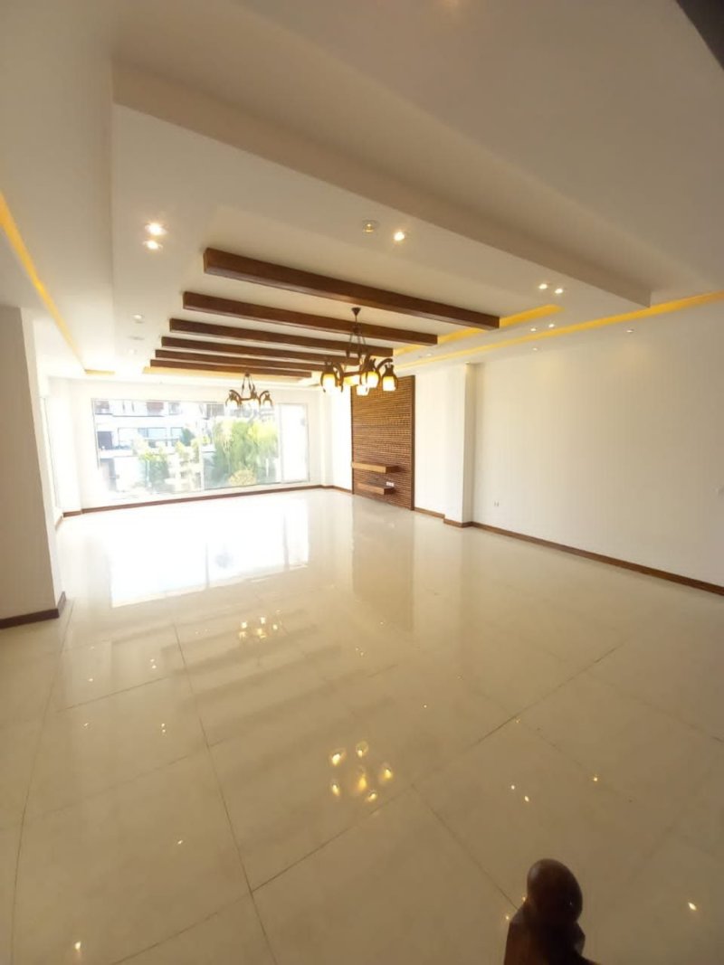 ویلا 500 متری سه خوابه در سیسنگان نوشهر14050031301