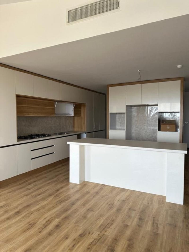 آپارتمان 200 متری سه خوابه در کوی مهر کرج14056331411