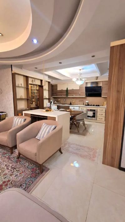 آپارتمان 171 متری سه خوابه در شهرک بنفشه کرج