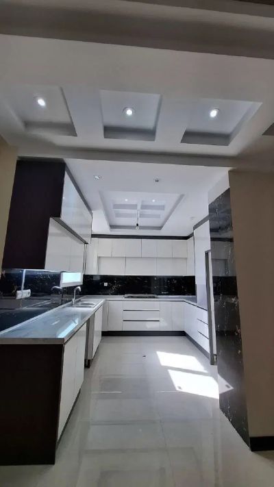 آپارتمان 127 متری دو خوابه در شهرک بنفشه کرج