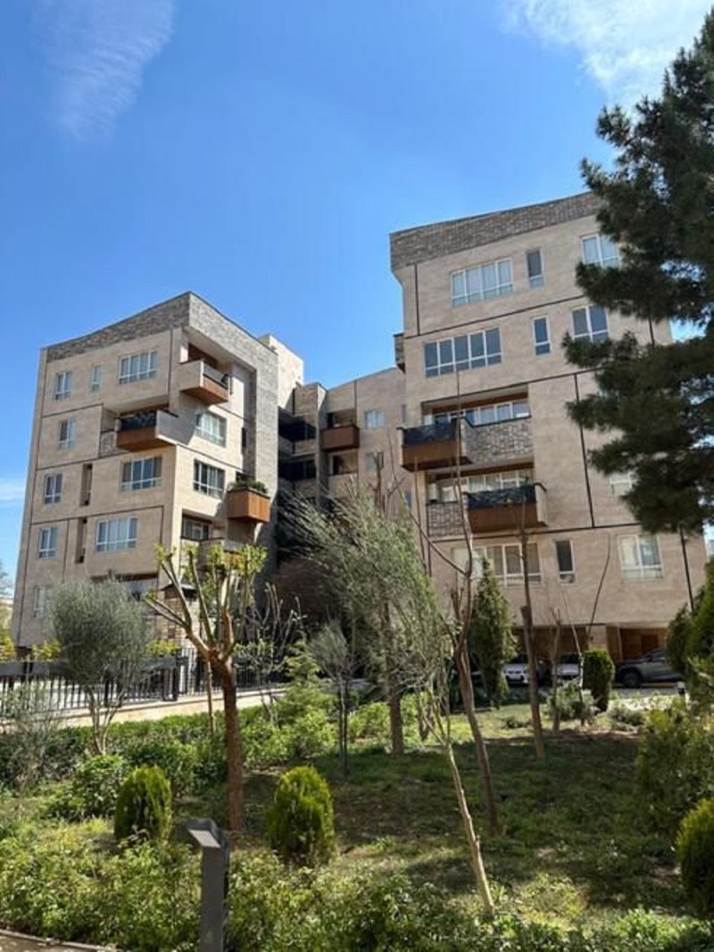 آپارتمان 150 متری سه خوابه در کوی مهر کرج14056631416