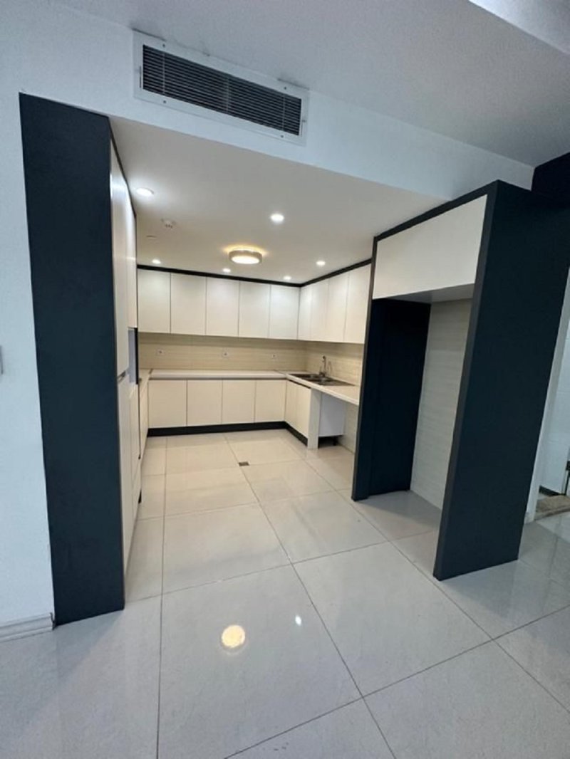 آپارتمان 150 متری سه خوابه در کوی مهر کرج14056631417