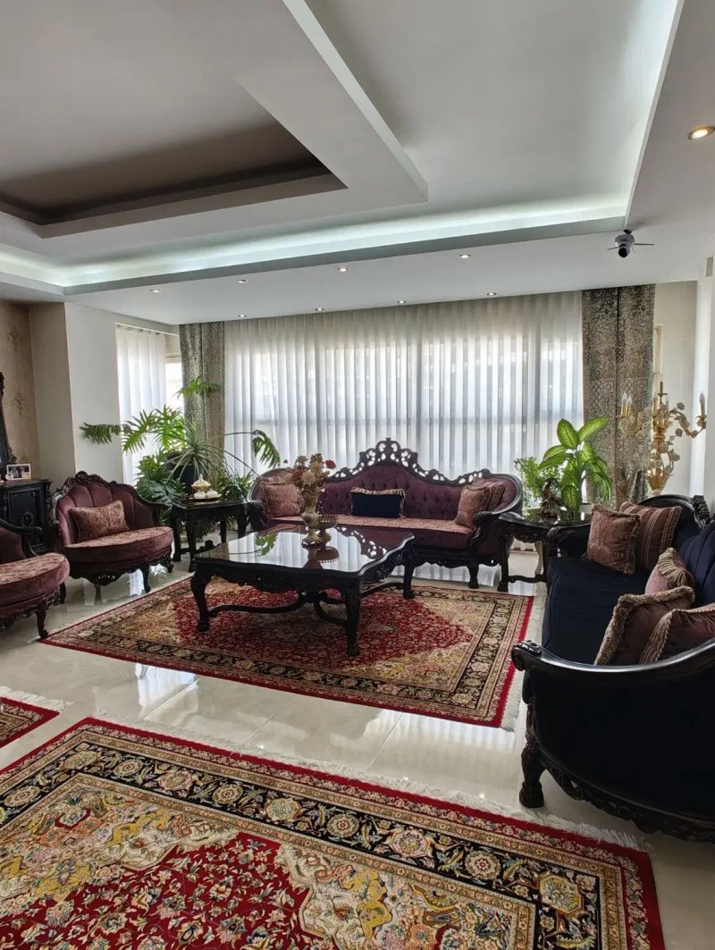 آپارتمان 130 متری دو خوابه در کوی مهر کرج14054331377