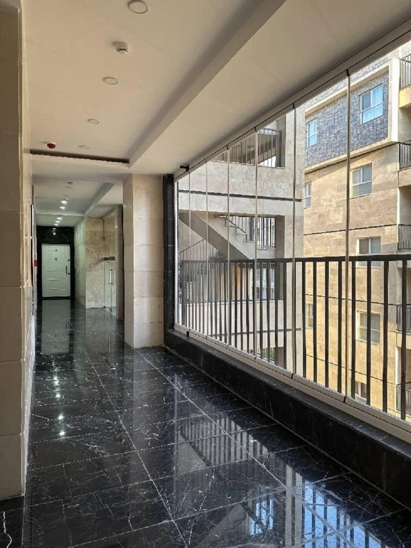 آپارتمان 110 متری دو خوابه در کوی مهر کرج14054031376