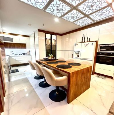 آپارتمان 180 متری سه خوابه در گوهردشت کرج