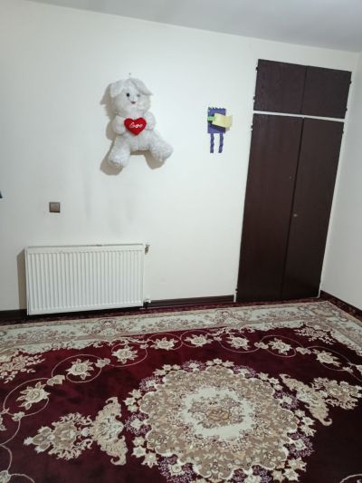 آپارتمان 117 متری دو خوابه در میدان زندیه ملایر