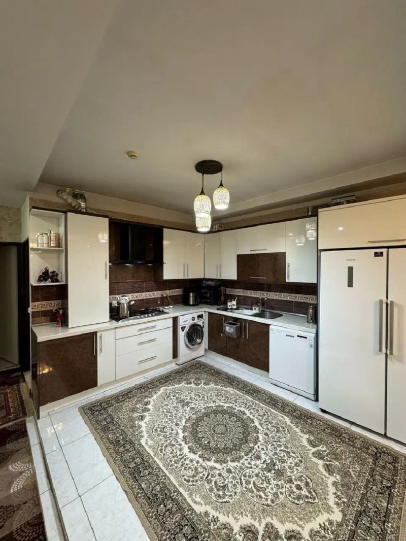 آپارتمان 105 متری دو خوابه در باغستان کرج14076931545