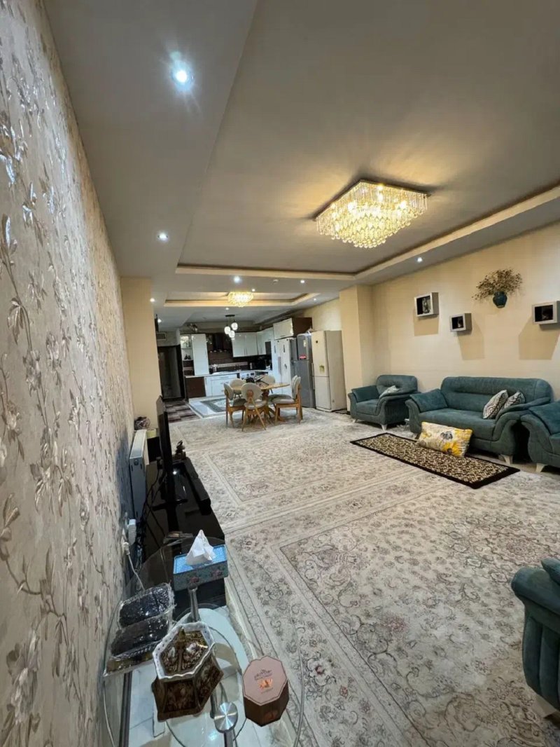 آپارتمان 105 متری دو خوابه در باغستان کرج14076931546