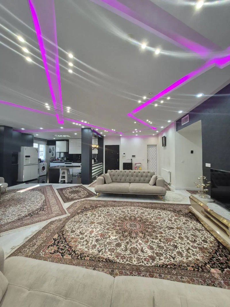 آپارتمان 140 متری سه خوابه در باغ فیض تهران14087731728