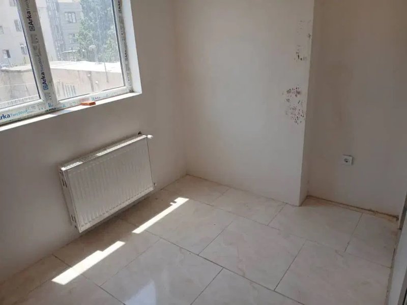 آپارتمان 72 متری دو خوابه در دولاب تهران14094131826