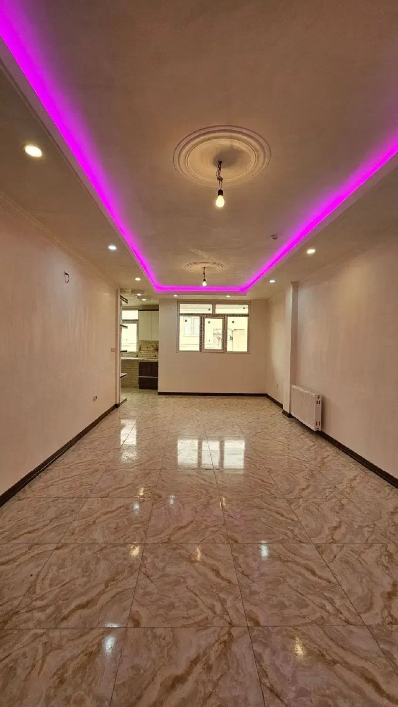 آپارتمان 90 متری دو خوابه در اندرزگو تهران14092531777