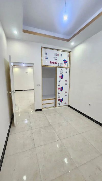 آپارتمان 120 متری سه خوابه در نیروی هوایی تهران