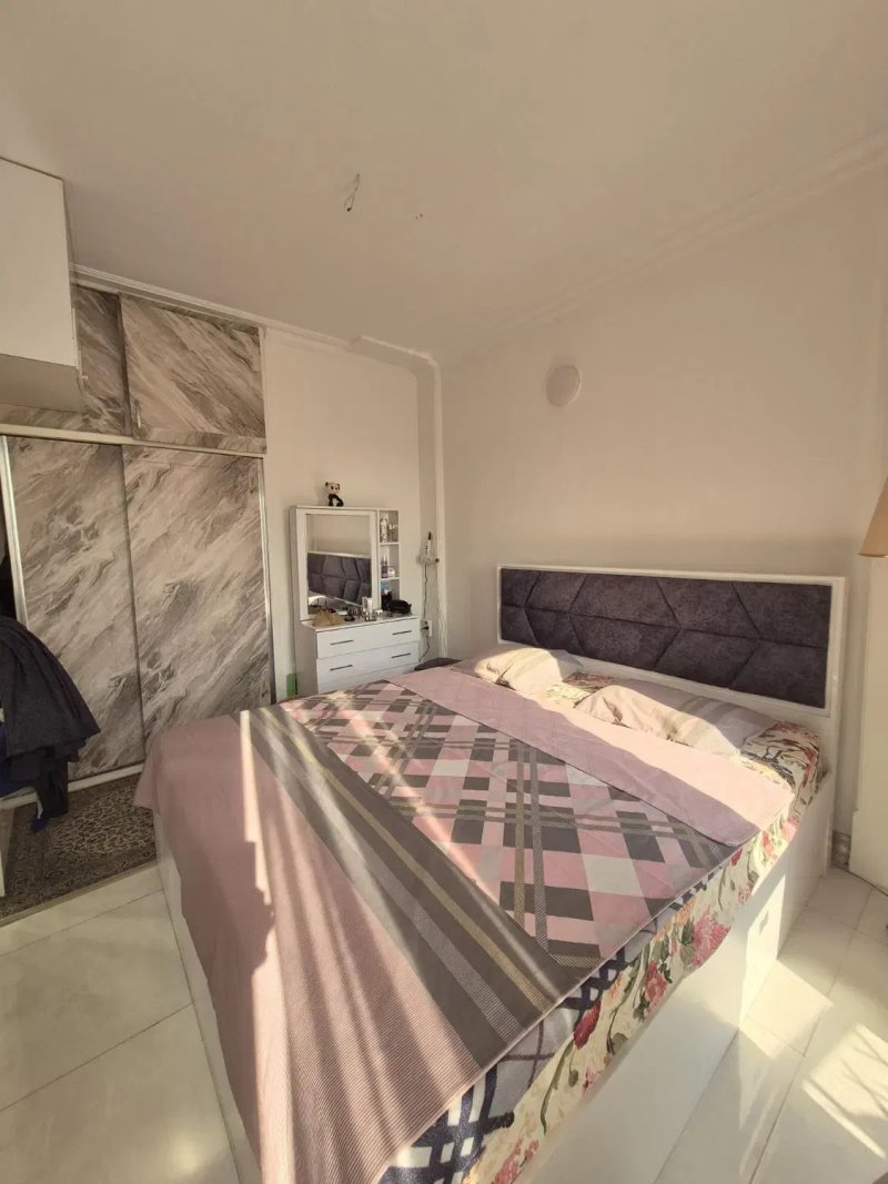 آپارتمان 74 متری دو خوابه در باغ فیض تهران14087231725