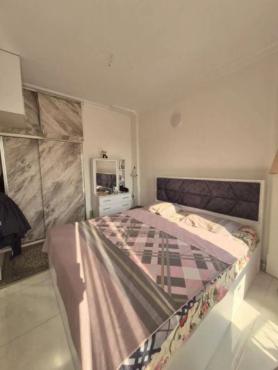 آپارتمان 74 متری دو خوابه در باغ فیض تهران