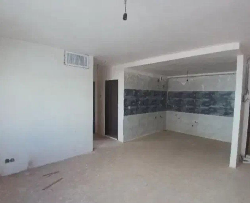 آپارتمان 75 متری دو خوابه در فاز 6 پرند14098831885