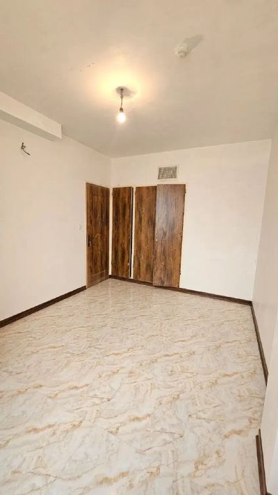 آپارتمان 90 متری دو خوابه در اندرزگو تهران