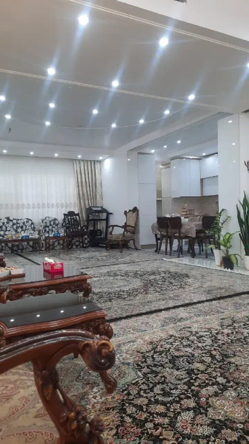 آپارتمان 159 متری سه خوابه در عمار یاسر قم14090031752