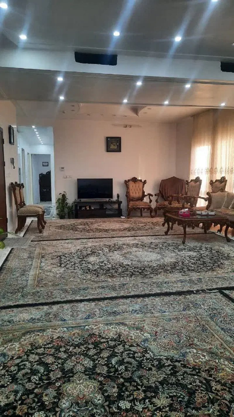 آپارتمان 159 متری سه خوابه در عمار یاسر قم14090031751