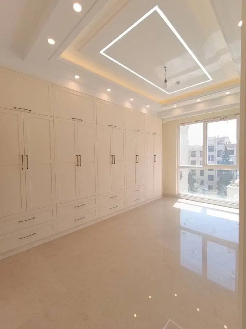 آپارتمان 200 متری سه خوابه در نیروی هوایی تهران14093431800