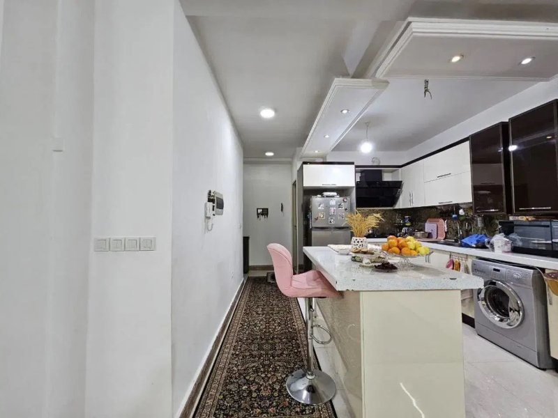 آپارتمان 136 متری سه خوابه در شهرک قدس قم14085231714