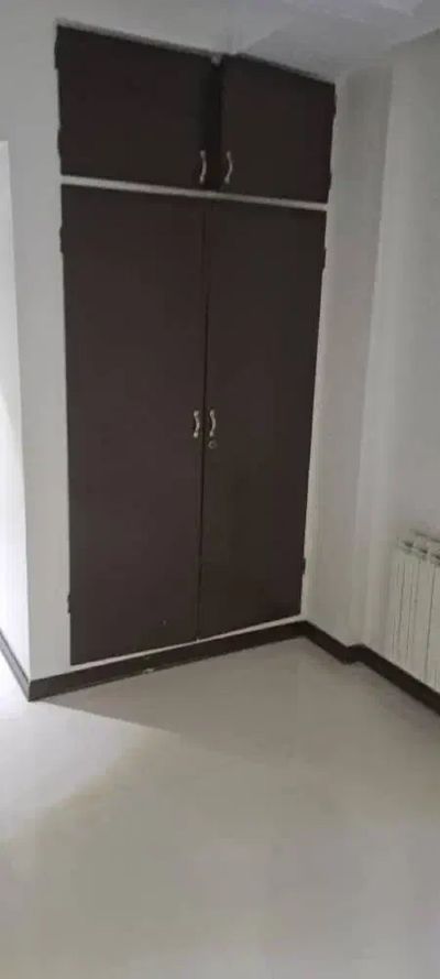 آپارتمان 105 متری دو خوابه در پرستار تهران