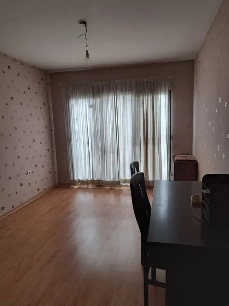 آپارتمان 187 متری سه خوابه در شهرک غرب تهران14106132015