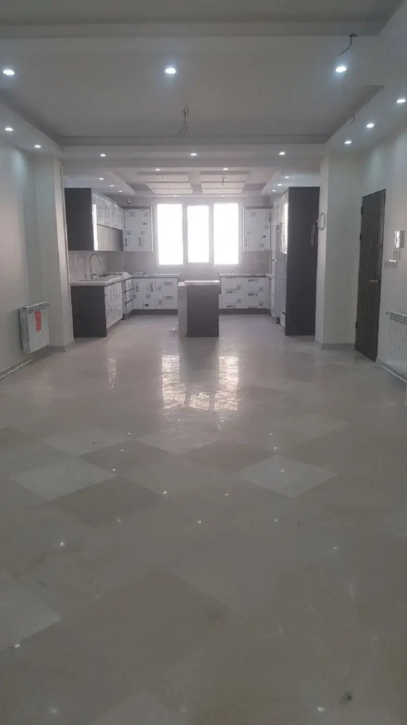 آپارتمان 105 متری دو خوابه در نیروی هوایی تهران14102731975