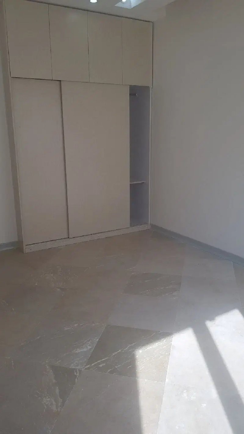 آپارتمان 105 متری دو خوابه در نیروی هوایی تهران14102731976