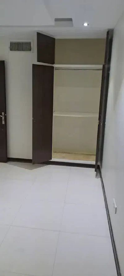 آپارتمان 105 متری دو خوابه در پرستار تهران