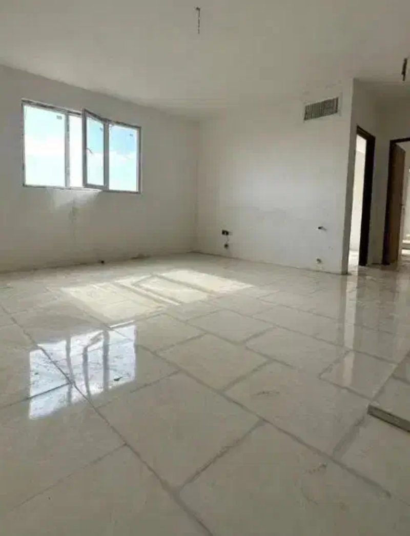 آپارتمان 76 متری دو خوابه در فاز 6 پرند14100131910