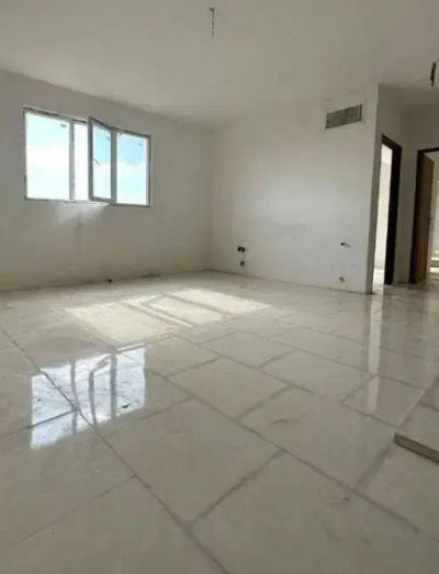 آپارتمان 76 متری دو خوابه در فاز 6 پرند