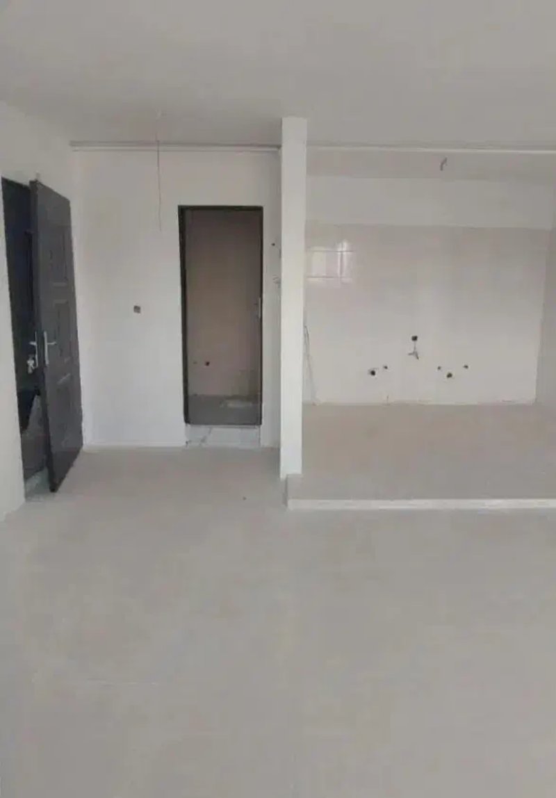 آپارتمان 76 متری دو خوابه در فاز 6 پرند14100131911