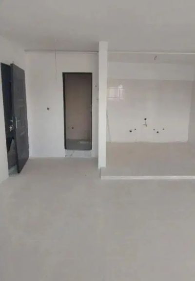 آپارتمان 76 متری دو خوابه در فاز 6 پرند