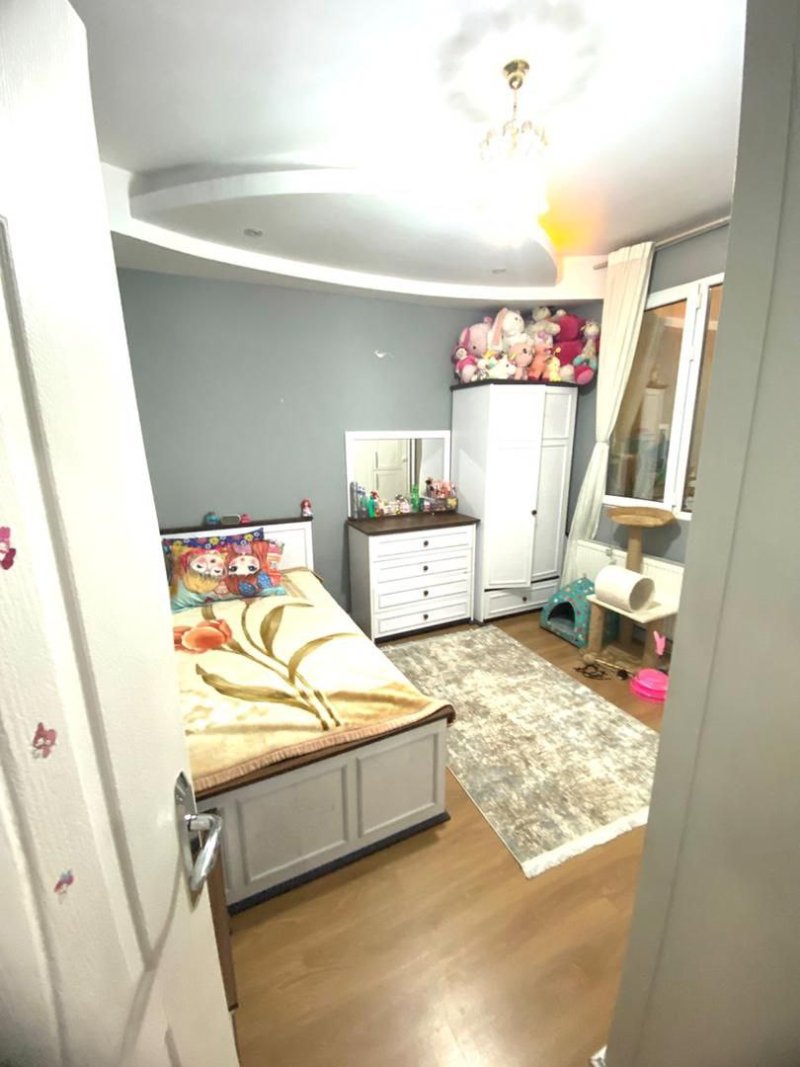 آپارتمان 187 متری سه خوابه در شهرک صدف اندیشه با وام14112132059