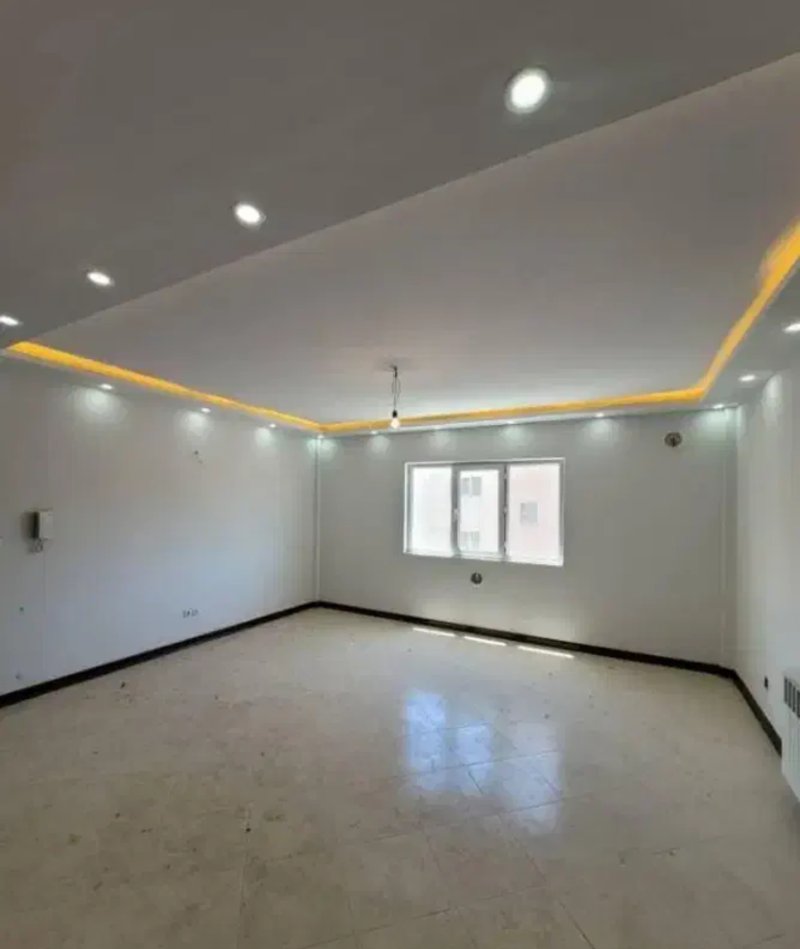 آپارتمان 80 متری دو خوابه در فاز 6 پرند14099831907