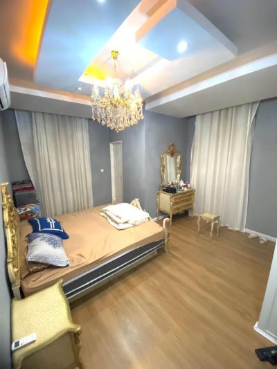 آپارتمان 187 متری سه خوابه در شهرک صدف اندیشه با وام