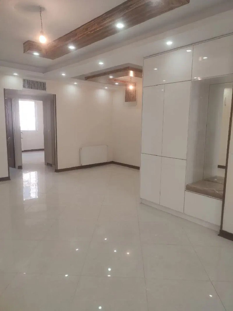 آپارتمان 75 متری دو خوابه در نیروی هوایی تهران14102431959